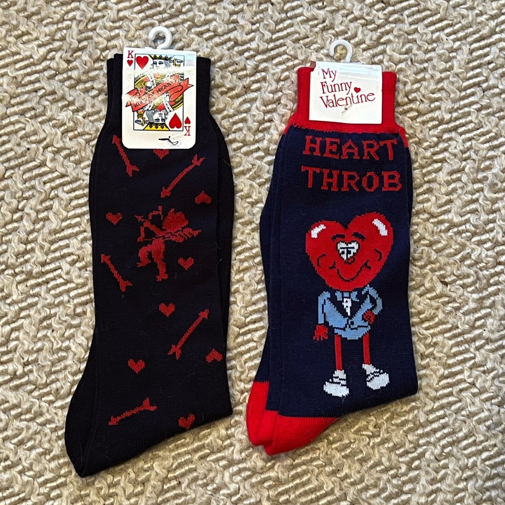 NWT Valentines Day / Heart Socks 10-13